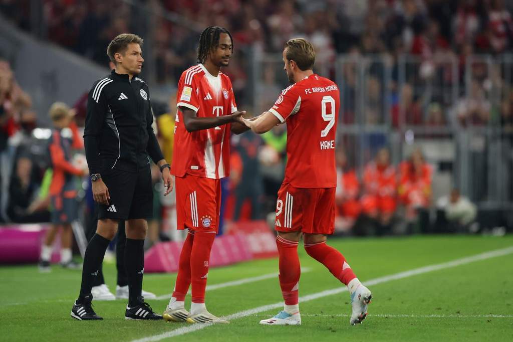 Bayern Munchen Sertakan Klausul Pembelian Kembali Jonah Kusi-Asare