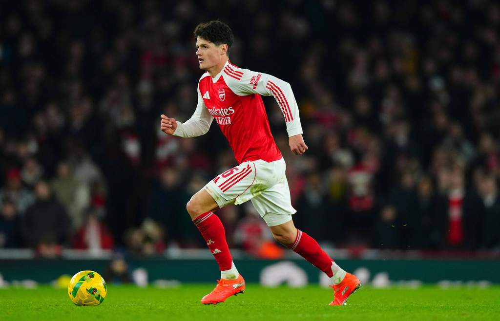 Crystal Palace Incar Christian Norgaard dari Arsenal